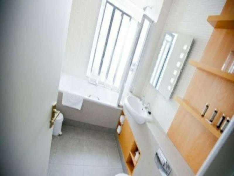 New Northumbria Hotel Newcastle Upon Tyne Esterno foto